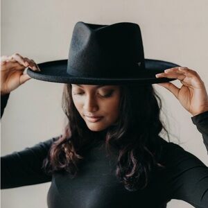 West Von Stella pencil roll Wide-Brim Hat
